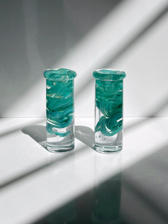 Image 1 of Kosta Boda Paire de bougeoirs Verre Atoll Turquoise Vert menthe Anna Ehrner Massive Swirl