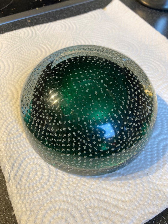 Image 1 of Kleuren van een pauw - Murano Italië - Sommerso Bullicante - Asbak - Vintage 1960