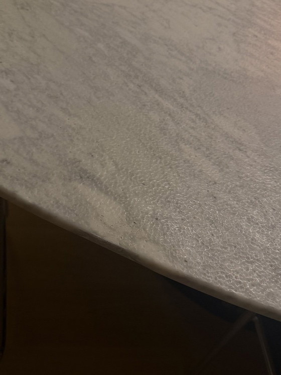 Image 1 of Beautiful marble dining table