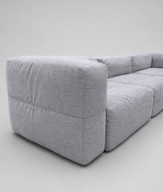 Image 1 of Viccarbe Savina 3-delige modulaire bank van Victor Carrasco in Kvadrat Steelcut Trio Mist Grey.