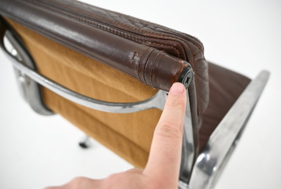 Image 1 of Fauteuil Soft Pad conçu par Charles et Ray Eames pour Herman Miller, années 1970