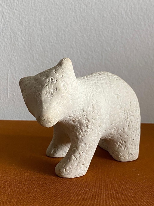 Polar bear sculpture by Orhan Otay