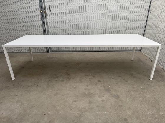 Image 1 of MDF Italia Tense tafel 280 cm