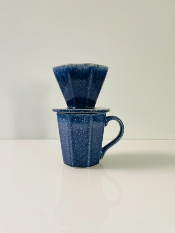 Image 1 of Mug scandinave en céramique avec filtre à café – émail bleu