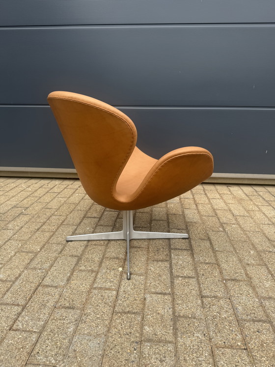 Image 1 of Exclusive Early Fritz Hansen Swan Chair 05-'67 in Vintage Cognac Camel Leather, Mint Condition!!