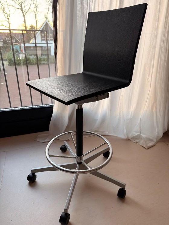 Image 1 of Vitra. 04 Counter chair Maarten van Severen