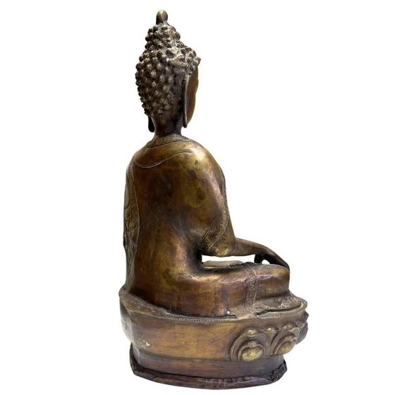 Antique Bronze Medicine Buddha on Lotus Base – Himalayan – Lot 430 – Decorative Objects (photo 12 of 18)