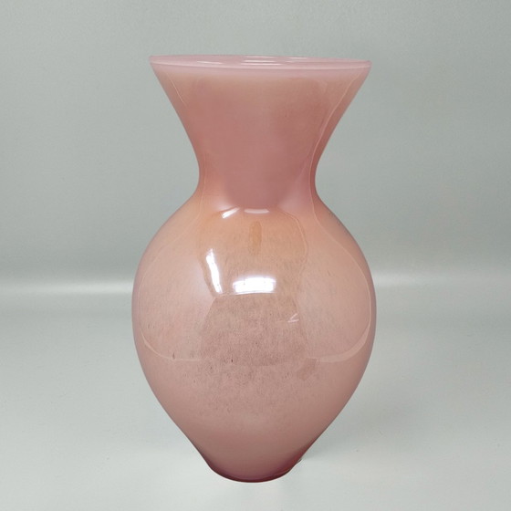 Image 1 of Load Image into Gallery Viewer, 1970s Luxury Pink Handcrafted Vase in Murano Glass by Maestro del Vetro. Made in Italy