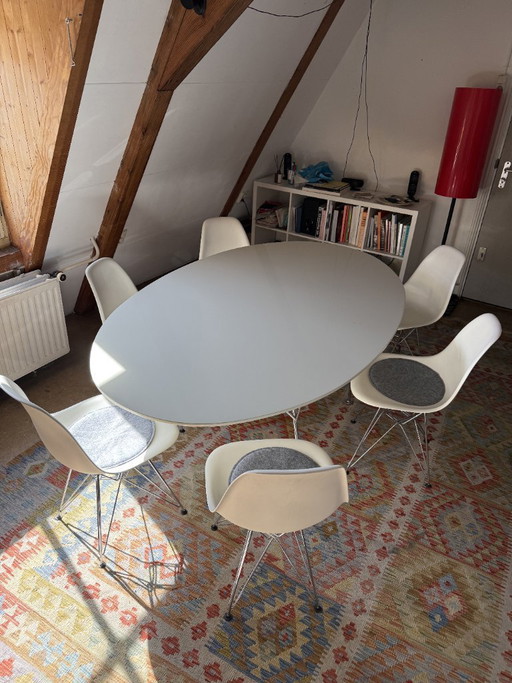 Kartell Glossy Table + 6x White Vitra Eames Chairs