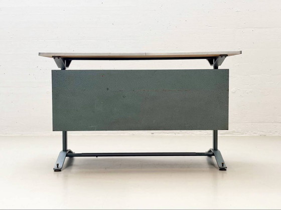 Image 1 of Taller industrial y escritorio, décadas de 1950-1960.