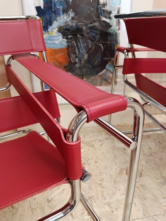 Image 1 of KNOLL Studio Set van 2 WASSILY B3 fauteuils (NIEUW) in rood leer