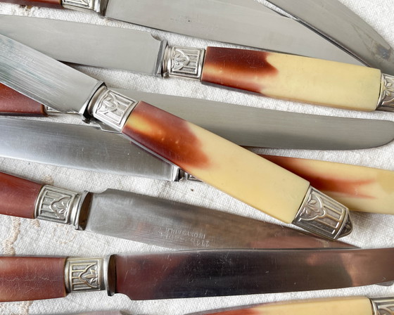 12 coltelli vintage Pradel in bachelite e acciaio inossidabile – Accessori da tavola (photo 5 of 13)