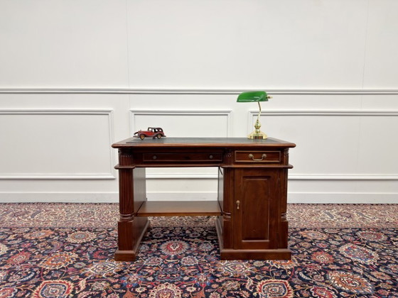 Klein Klassiek Engels Bureau Met Groen Leder – Leather, Wood (photo 2 of 17)
