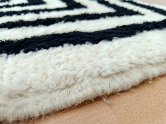 Image 1 of Marokkanischer Berber-Teppich, naturfarben, mit geometrischen Motiven, 250 cm x 150 cm 