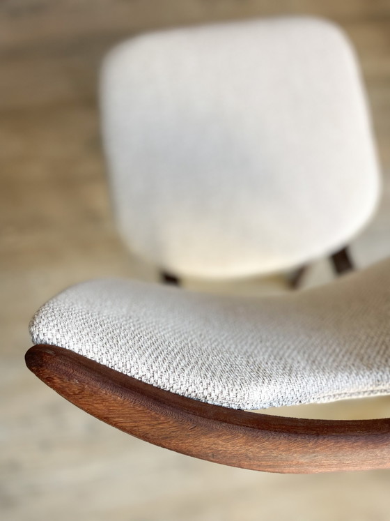 Image 1 of Set di 4 sedie vintage in legno | completamente rivestite e restaurate