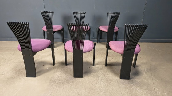 Image 1 of Totemstoelen van Torstein Nislen voor Westnofa, jaren 80