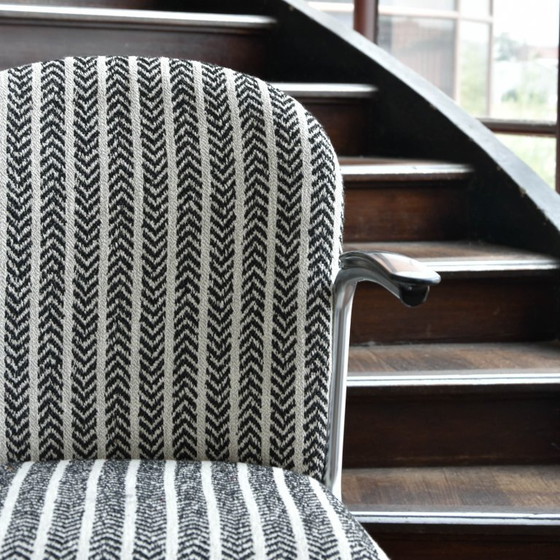 Image 1 of Gispen 413