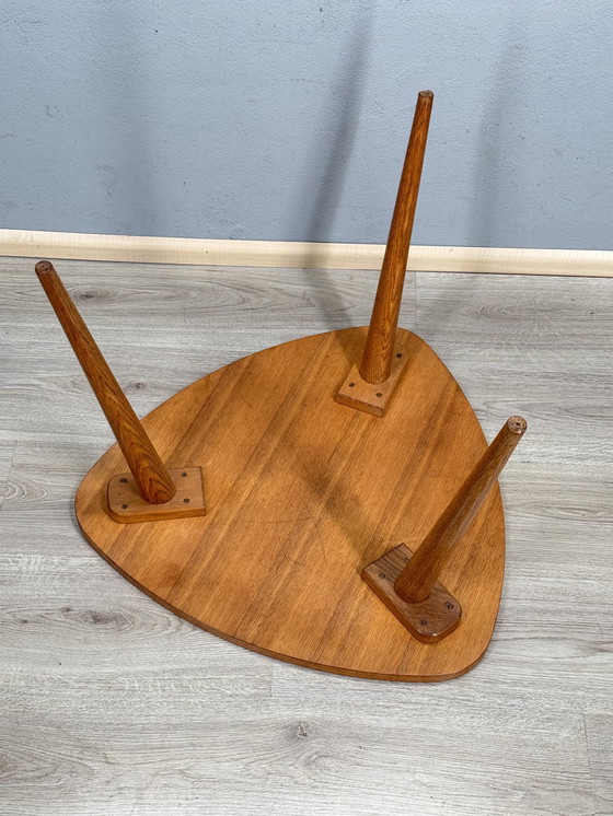 Image 1 of Table d'appoint vintage en bois des années 1950