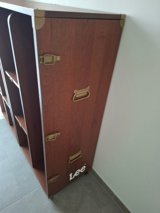 Rare Vintage Lee Jeans Wardrobe Trunk, Storage cabinet, Wood, Brass, Brown (photo 10 of 11)