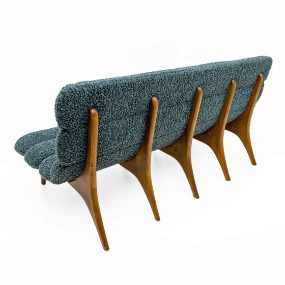 Image 1 of Divano moderno in bouclè e noce Adrian Pearsall Style Italin