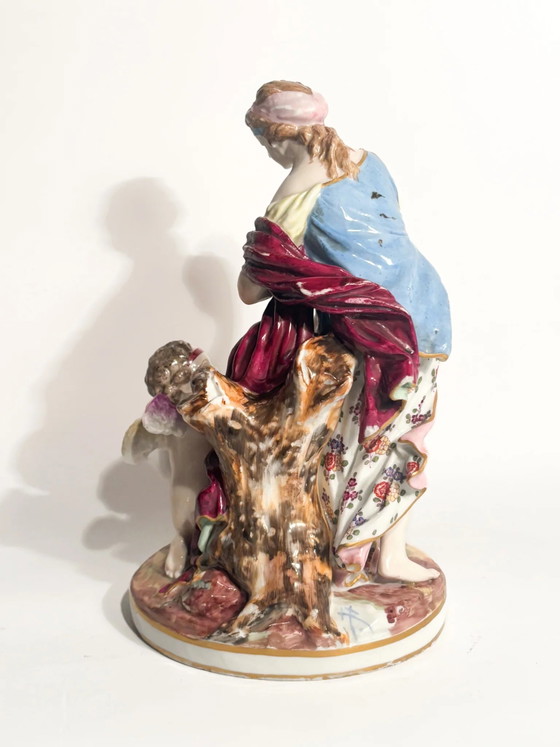 Meissen Porcelain Group of Venus with Cupid, 19th Century – Sculpture (photo 8 of 14)