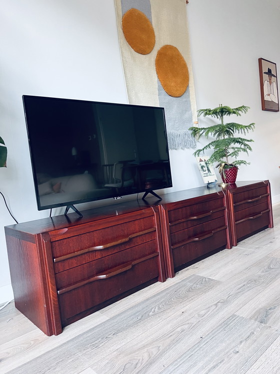 Image 1 of Mid-century chest of drawers rosewood