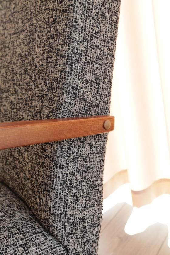 Image 1 of Loungestoel zwart granola mid-century modern design