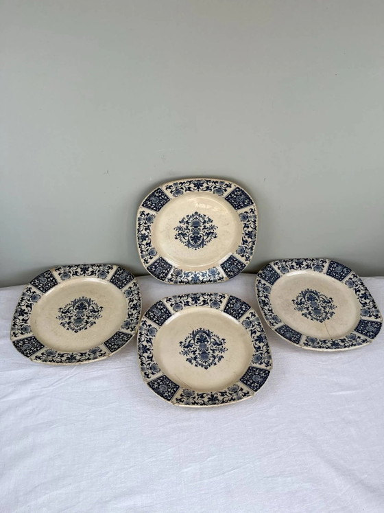 Antiker Teller aus dem späten 19. Jahrhundert. – Geschirr, Porcelain (photo 2 of 15)
