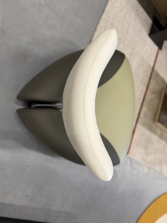 Image 1 of Poltrona Leolux Pallone PA in pelle verde