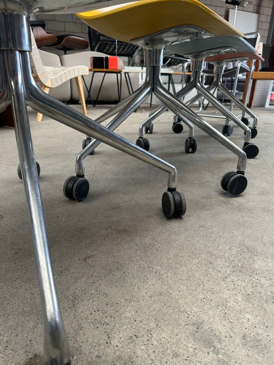 Image 1 of HAY AAC 14 Office Chair