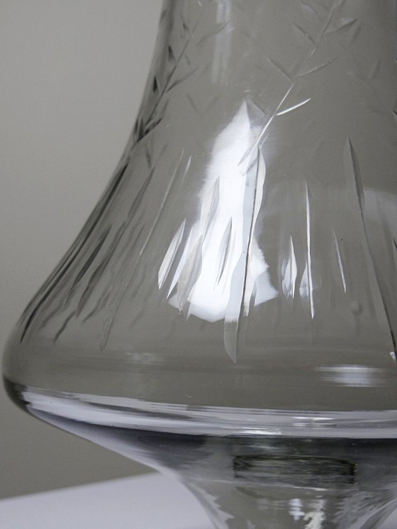 Image 1 of Très grand vase en verre soufflé gravé vintage années 2000 style ancien