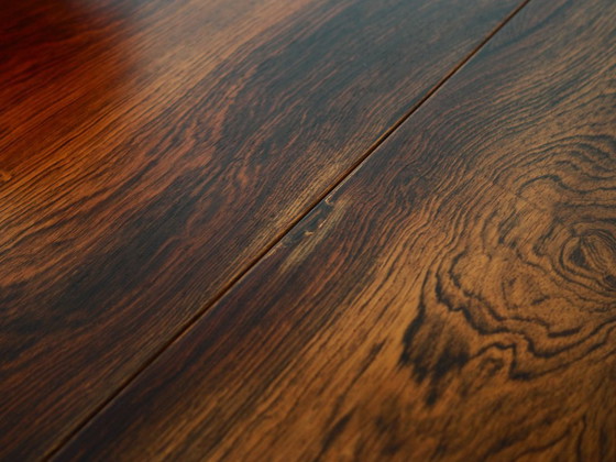 Image 1 of Table en palissandre, design danois, années 1970, fabrication : Danemark