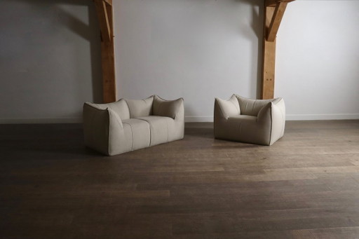 De Le Bambole bank en fauteuil van Mario Bellini voor B&B Italia, jaren 70.