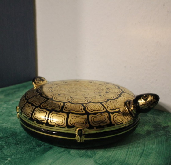 Image 1 of Antike Lackdose Schildkröte Holzschatulle Schmuckdose handbemalt