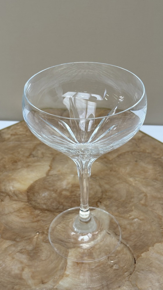 Image 1 of 4 coupes à champagne vintage / verres à cocktail en cristal à motif étoile