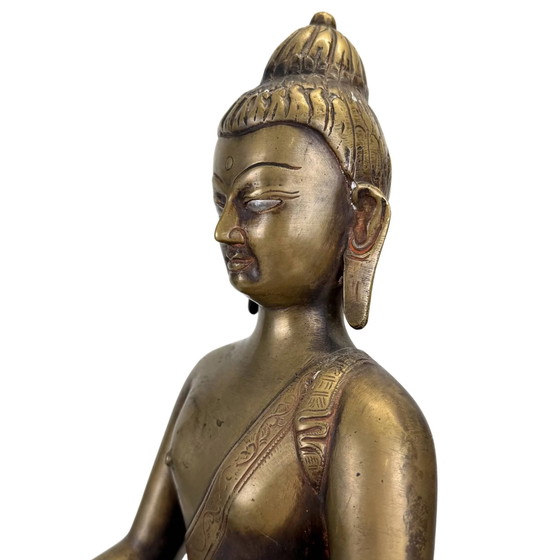 Buddha Himalayano in Bronzo Qualità Museo con Occhi d'Argento – XVI–XVII Secolo – 49.5 cm – Sculture, Bronze (photo 9 of 10)
