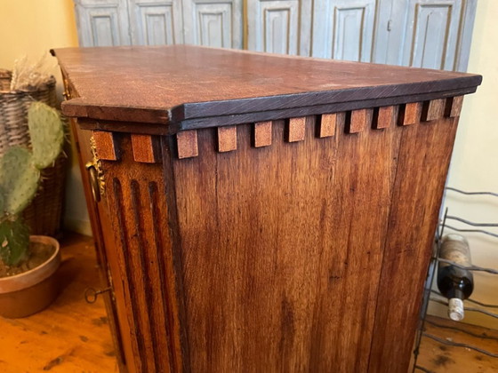 Image 1 of Niederländische antike Eichenkommode