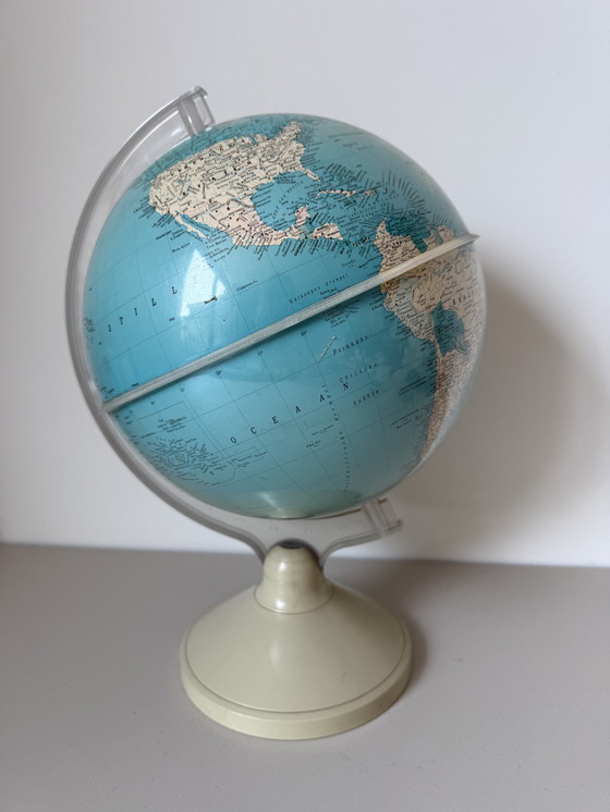 Image 1 of Mappamondo d'epoca