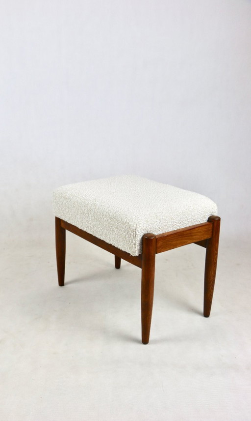 Pouf in bouclé crema di Edmund Homa, anni '70
