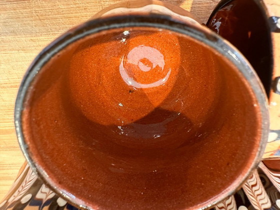 Image 1 of 6 Troyan bekers, keramiek