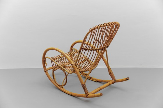 Image 1 of Sedia a dondolo in rattan e bambù, stile Mid-Century Modern, anni '60