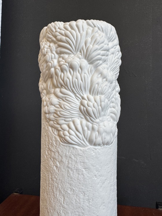 Image 1 of Vase rouleau porcelaine biscuit années 70