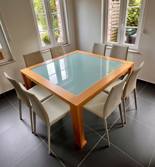 Cassina vierkante eettafel