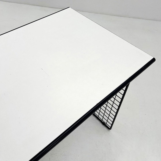 Image 1 of Schreibtisch aus schwarzem Draht, 1980er Jahre