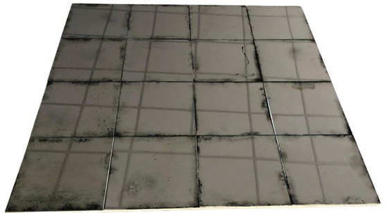 Image 1 of Set: 32 Handverzilverde en Antiek Spiegeltegels Set