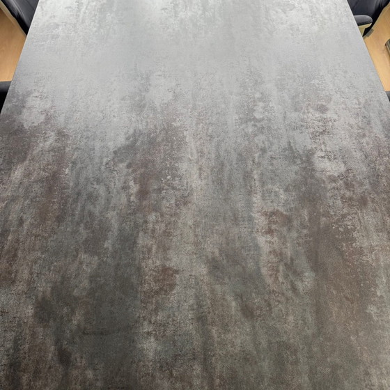Edge 2.0 – Bert Plantagie, Tables de salle à manger (photo 2 of 3)