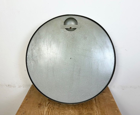 Image 1 of Grote grijze industriële fabriekswandklok van Pragotron, jaren 60