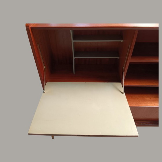 Image 1 of Teak-Highboard aus der Mitte des 20. Jahrhunderts von Oswald Vermaercke – Klappschrank mit originaler grüner Innenausstattung