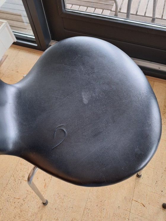 Image 1 of 4 x vintage Fritz Hansen butterfly chair black leatherette