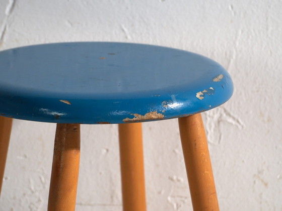 Taburete de madera antiguo con asiento redondo – Europa Central, circa 1950 – Rustic (photo 24 of 40)